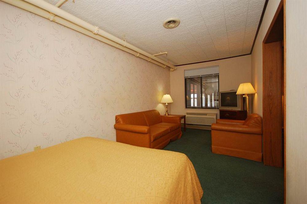 Quality Inn Gaylord Kültér fotó