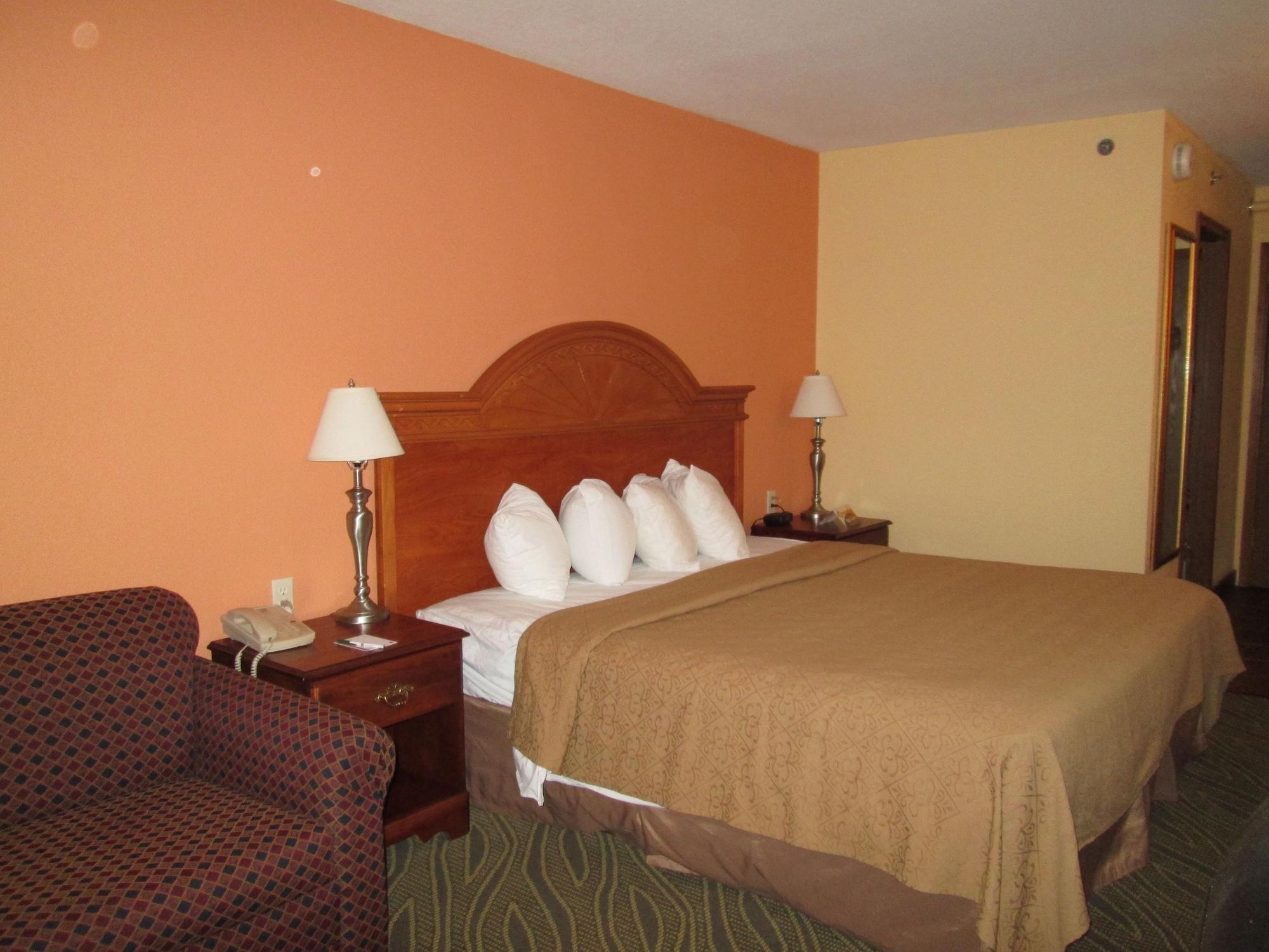 Quality Inn Gaylord Kültér fotó