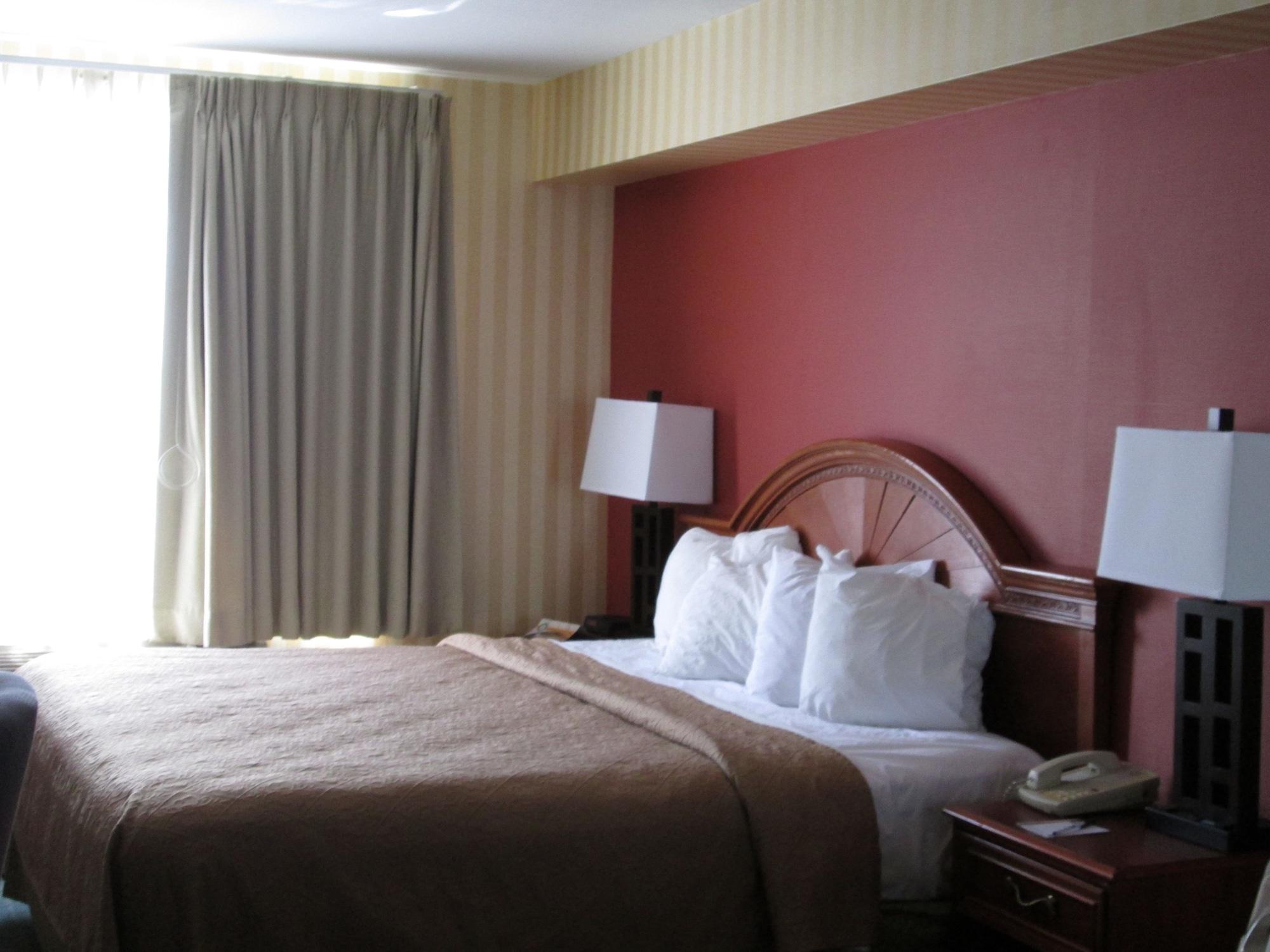 Quality Inn Gaylord Kültér fotó