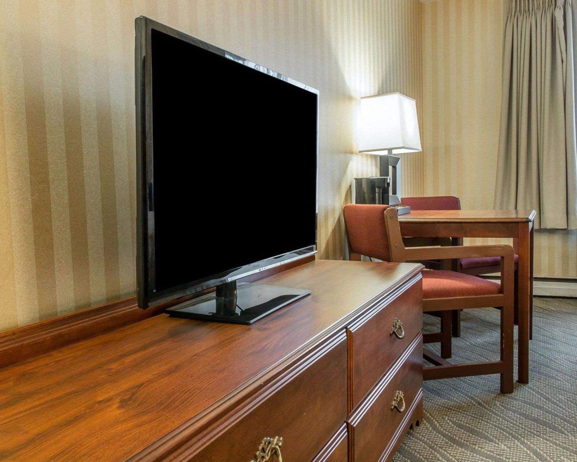 Quality Inn Gaylord Kültér fotó