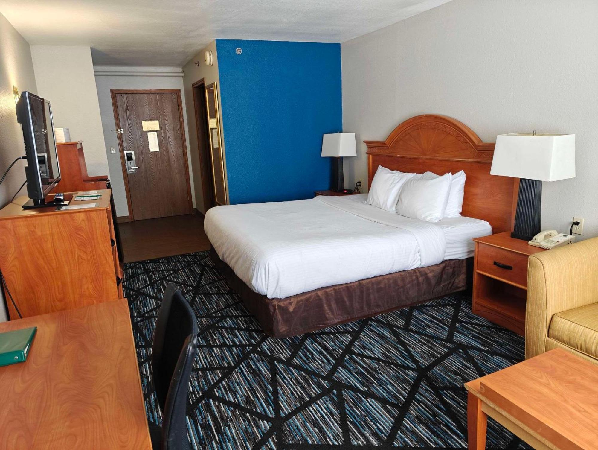 Quality Inn Gaylord Kültér fotó