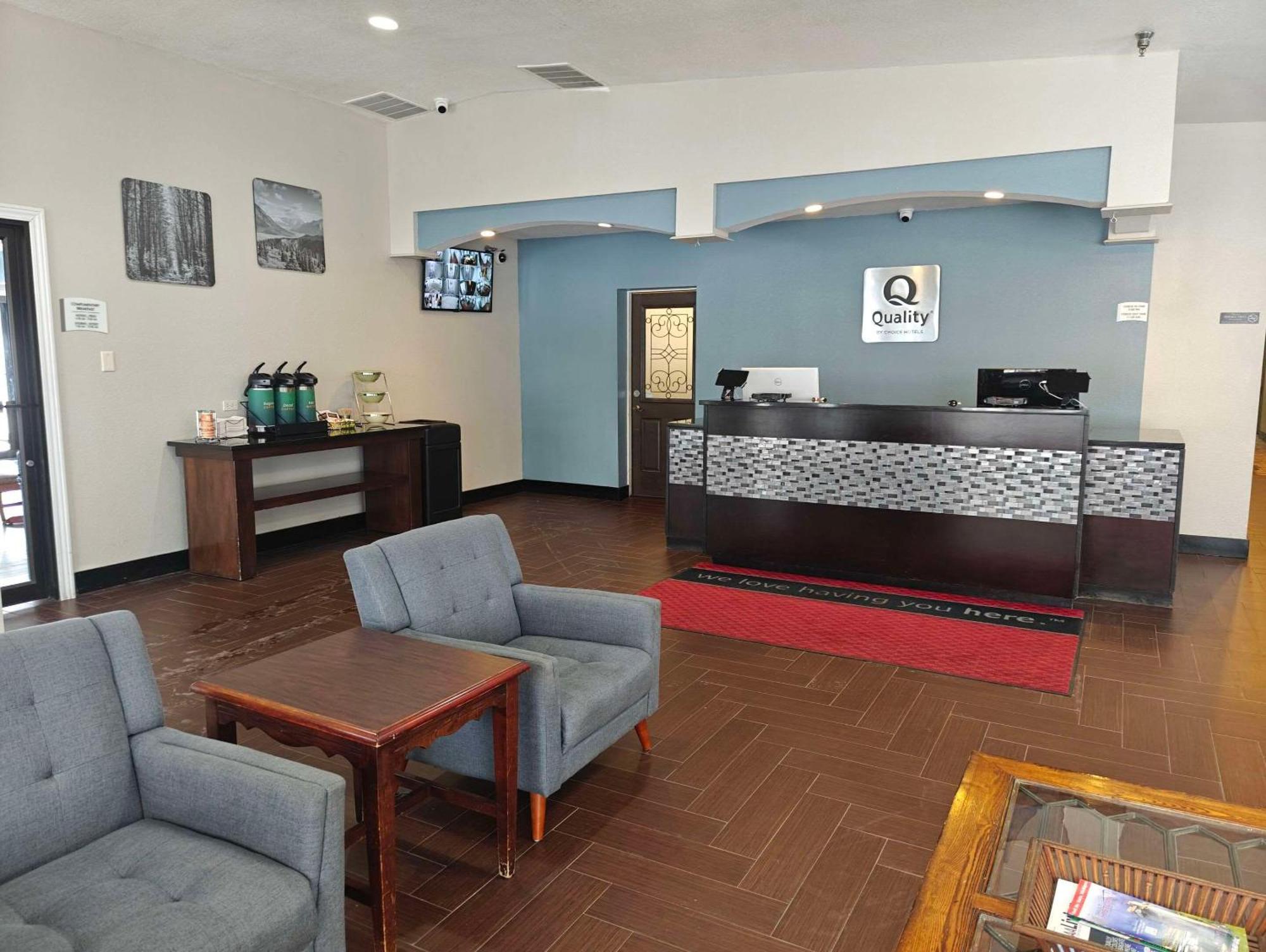 Quality Inn Gaylord Kültér fotó