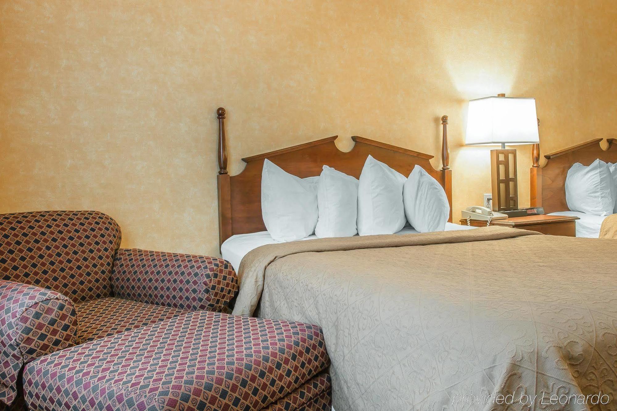 Quality Inn Gaylord Kültér fotó