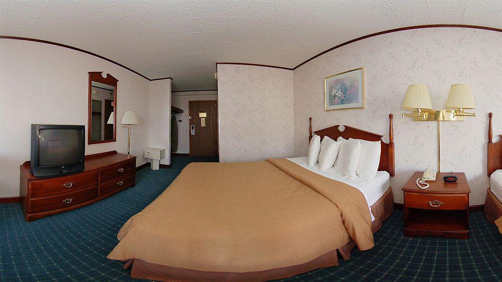 Quality Inn Gaylord Kültér fotó
